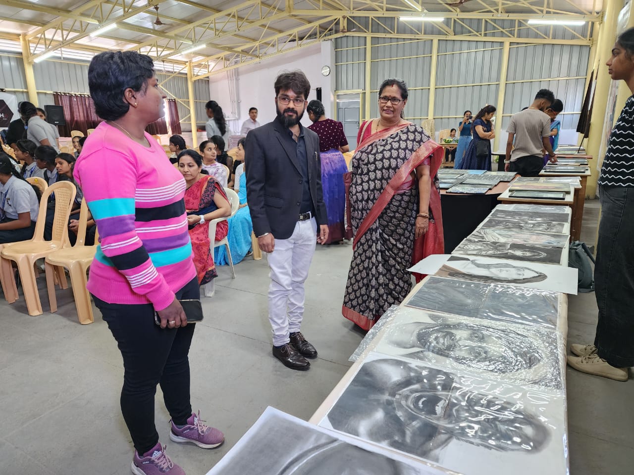 Structured art showcase platform during Women’s Day celebration