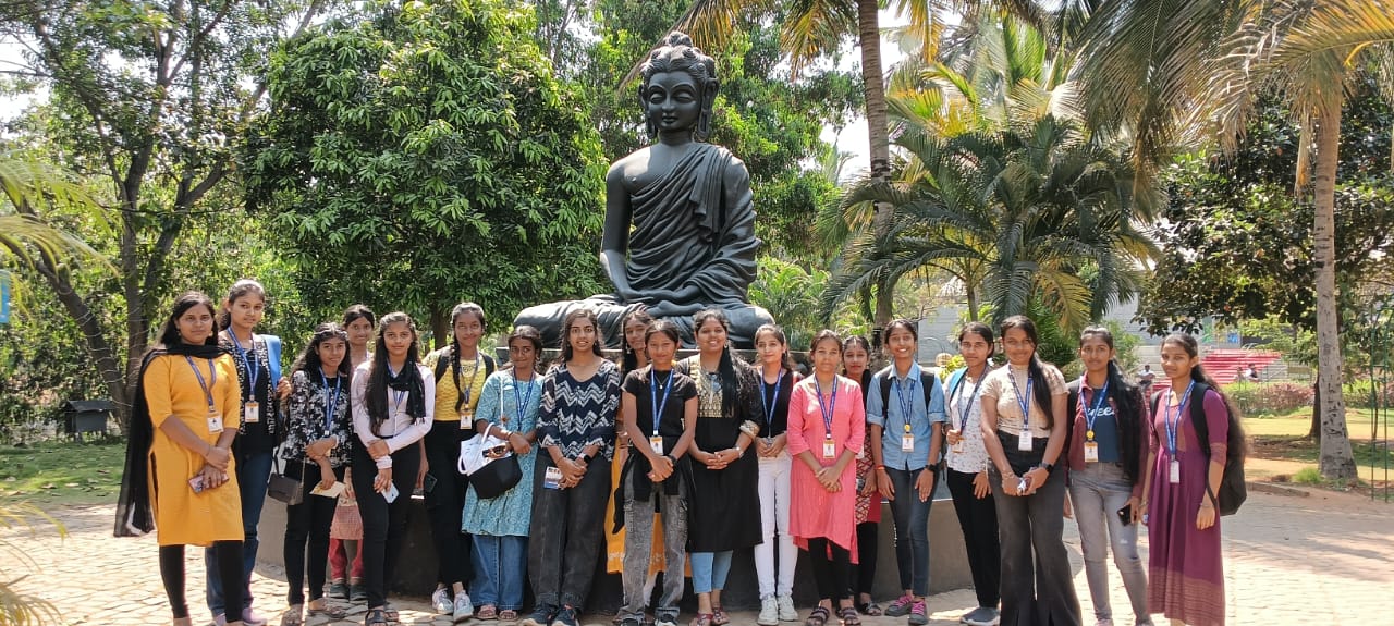 Students travelling independently during empowerment initiative